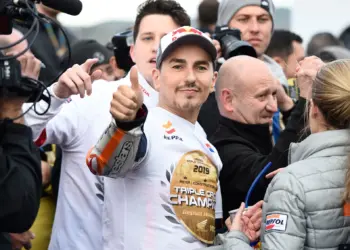 A háromszoros világbajnok szerint az eredmények fogják vezérelni a pilótapiac két legkapósabb versenyzőjét