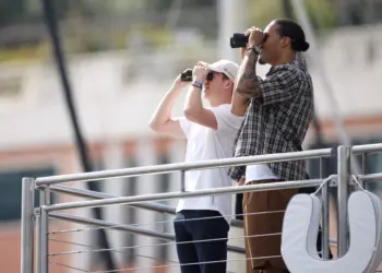 Már a Liverpool sztárfocistájánál is gazdagabb Verstappen