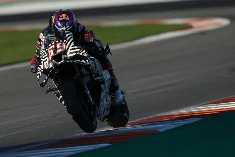 Még mindig újoncnak érzi magát az Aprilián a világbajnok Még mindig újoncnak érzi magát az Aprilián a világbajnok