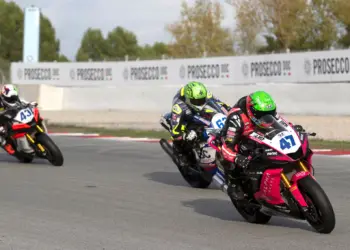 Megszólalt a magyar himnusz Barcelonában Varga Tibor tiszteletére