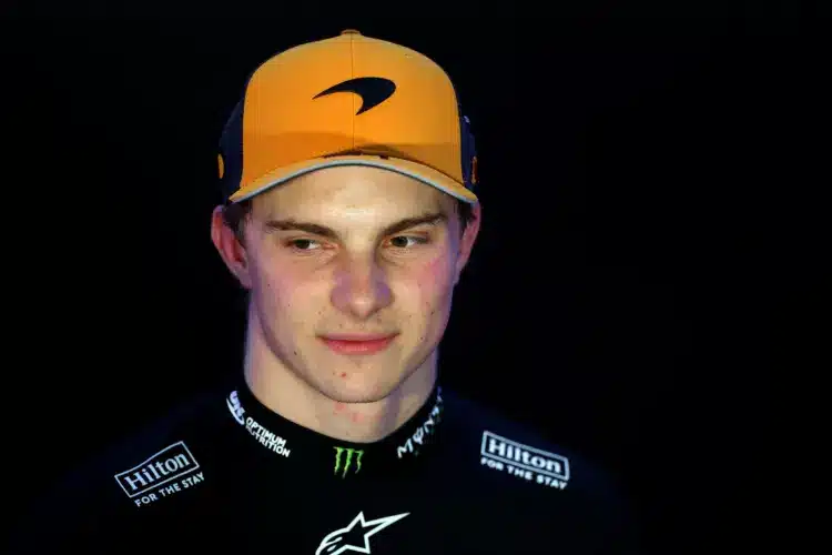 „Ez nagyon lenyűgöző” – Piastri reagált arra, hogy már az ausztrál parlamentben is téma a világbajnoki cím megszerzése „Ez nagyon lenyűgöző” – Piastri reagált arra, hogy már az ausztrál parlamentben is téma a világbajnoki cím megszerzése