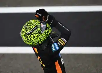 A világbajnoki cím megszerzése után elneveztek egy utcát Norrisról