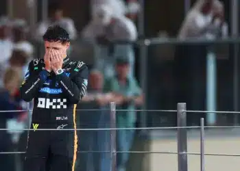 Elmaradt a királyi gratuláció? Lando Norris kimaradt a brit kitüntetési listáról