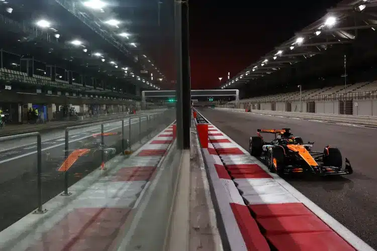 Az ausztrál televízió rendesen oltotta a McLarent, amiért Piastri lemaradt a bajnoki címről Az ausztrál televízió rendesen oltotta a McLarent, amiért Piastri lemaradt a bajnoki címről