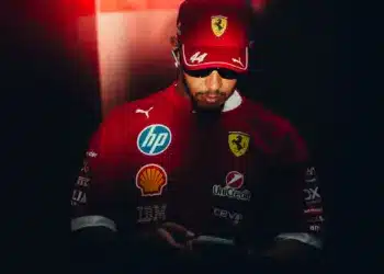 Hamilton megszegte az ígéretét a téli szünetére vonatkozóan