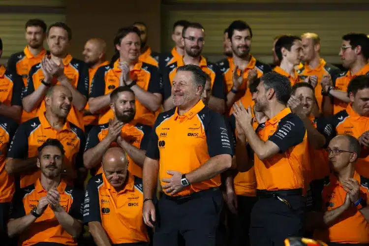 Brown bevallotta, mi volt a céljuk a katari stratégiai hibájukkal, és mi köze ehhez Domenicalinek