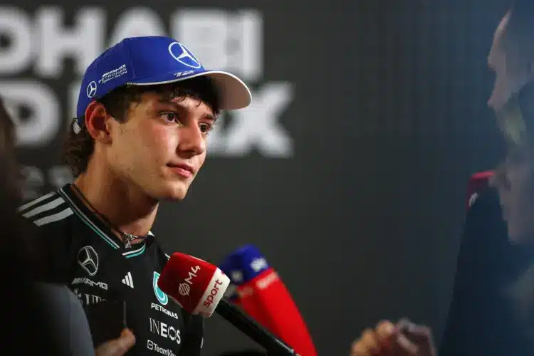 Reménykedhet a tifosi? Antonelli beszélt egy esetleges Ferrari-átigazolásról Reménykedhet a tifosi? Antonelli beszélt egy esetleges Ferrari-átigazolásról