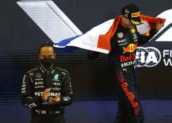 A múlt megismétli önmagát? Ezek voltak a Forma-1 történeteinek legvitatottabb világbajnoki címei A múlt megismétli önmagát? Ezek voltak a Forma-1 történeteinek legvitatottabb világbajnoki címei