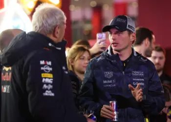 Marko szerint meglepő stratégiával áll elő a Red Bull már ma Verstappennél