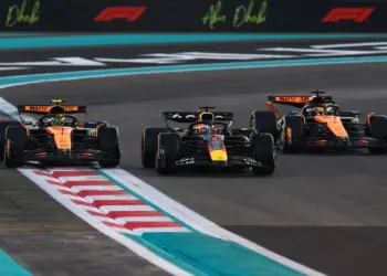 Verstappen futamot, Norris világbajnoki címet nyert a 2025-ös F1-es szezonzárón!