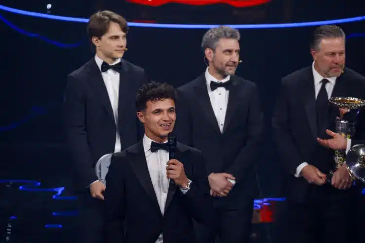 Norris káromkodott az FIA Gálán, majd nevetett rajta Norris káromkodott az FIA Gálán, majd nevetett rajta