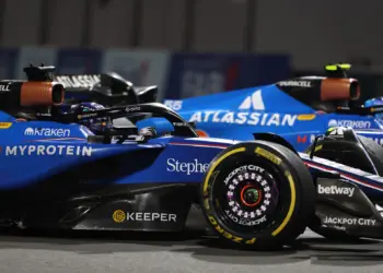 Álcával hangol a Williams: Kiszivárgott a barcelonai tesztfestés?