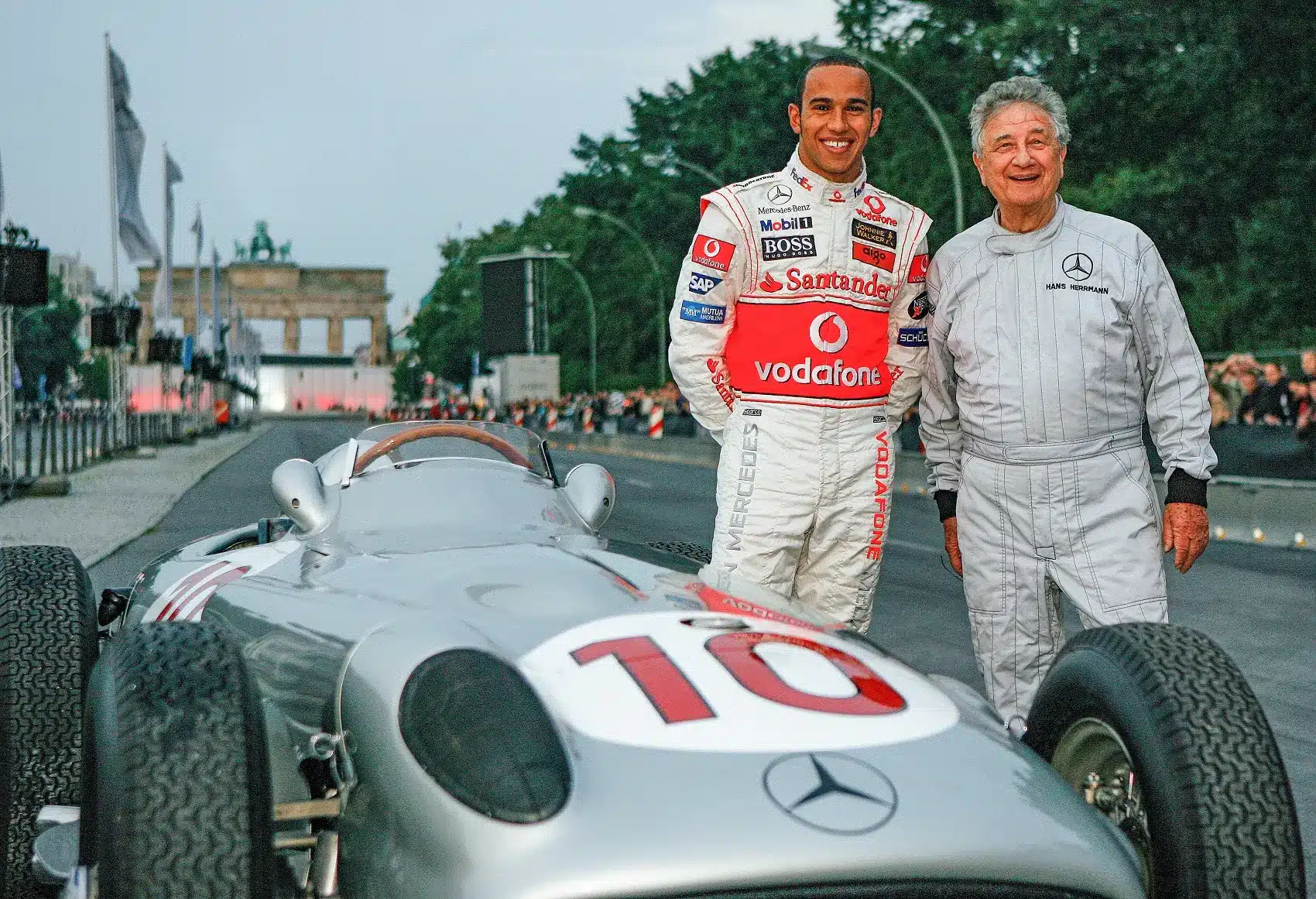 Hans Herrmann, Lewis Hamilton