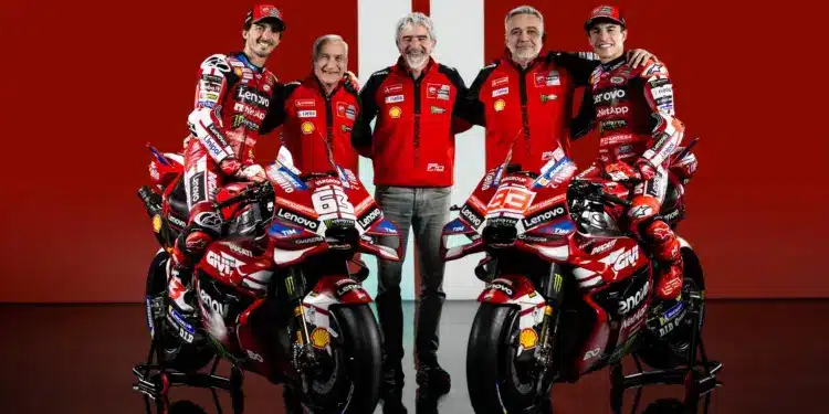 Ducati 2025: Marc Márquez, Davide Tardozzi, Gigi Dall'Igna, Mauro Grassilli, Francesco Bagnaia