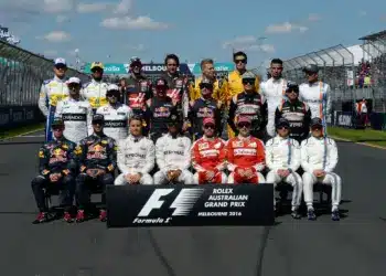 Felültünk a 2016-os nosztalgia-vonatra, F1-es módon, és megfejeltük 2006-tal is!