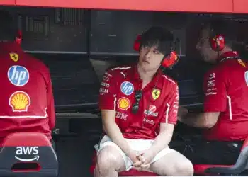 Elengedte az egyik pilótáját a Ferrari a 2026-os F1-es szezon előtt