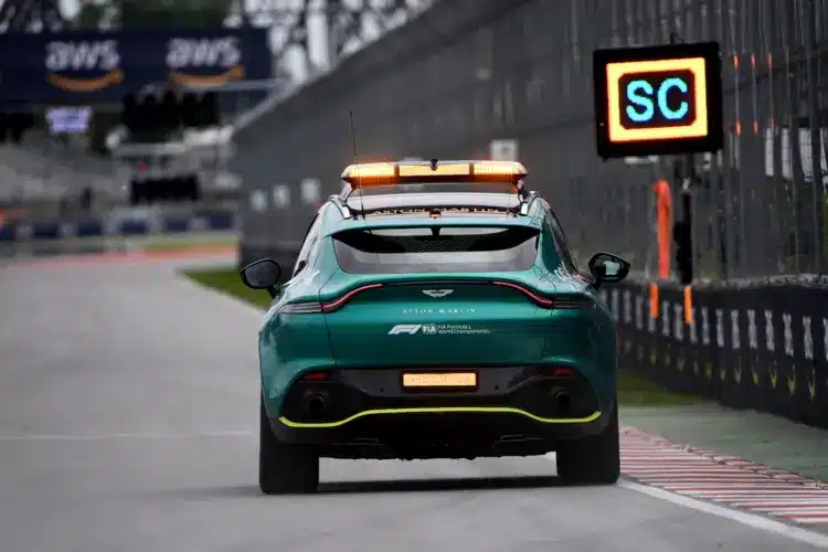 Jelentős változás lesz a Forma-1 biztonsági autóinál is 2026-ban