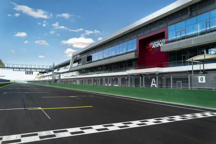 Betonbiztos jövő és esetleges távozók: Így fest az F1 versenynaptára 2041-ig