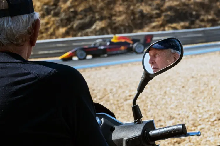 Marko elárulta, kit tart a 2026-os pilóta-bajnokság favoritjának, és az nem Verstappen