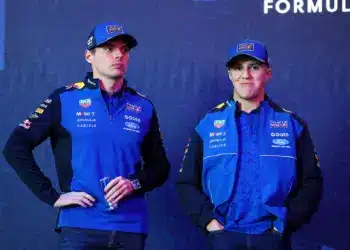 Verstappent kihívná Hadjar: ő is saját versenycsapatot akar