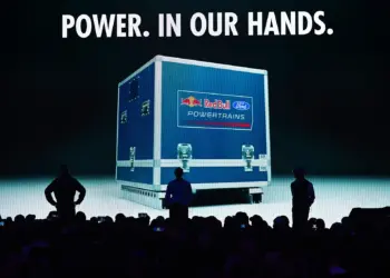 Miért nevezte el a Red Bull az új motorját DM01-nek? Miért nevezte el a Red Bull az új motorját DM01-nek?