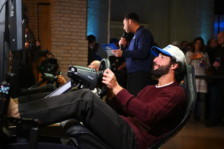 Verstappen elárulta, mi kellett ahhoz, hogy megszerezze Ricciardo 3-as rajtszámát