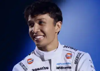 Alexander Albon 2026-os stúdiófotó