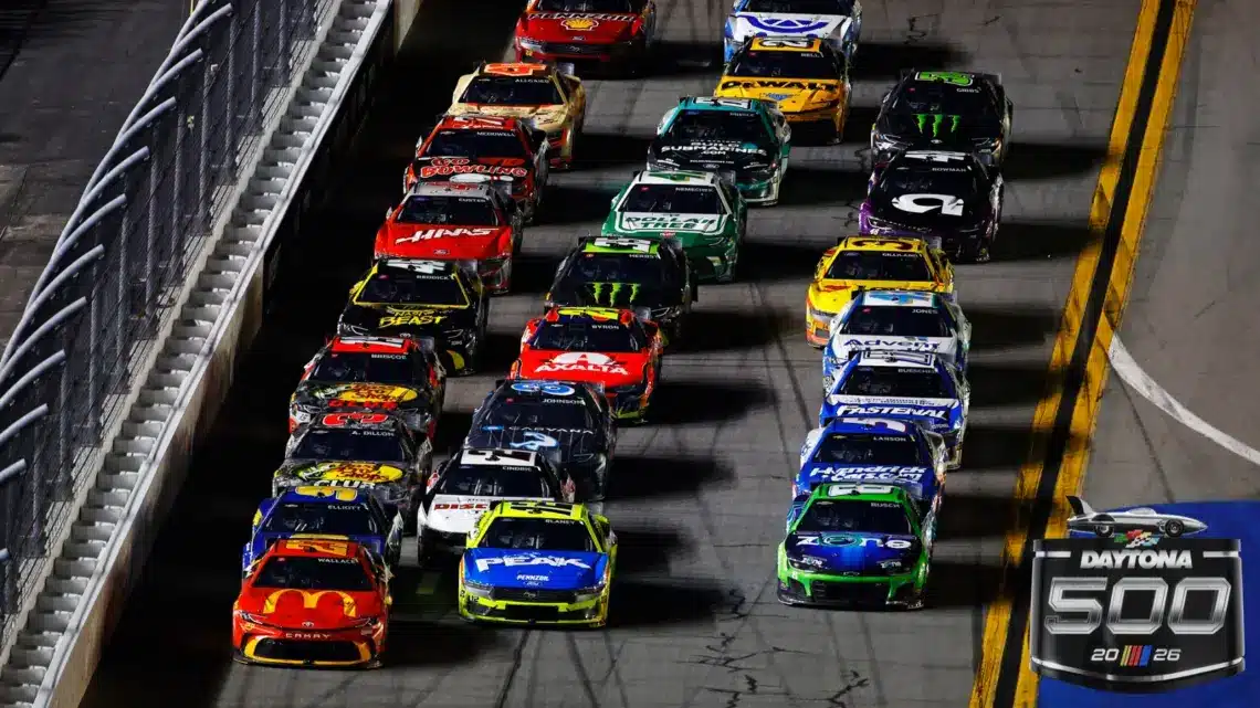nascar, arena4