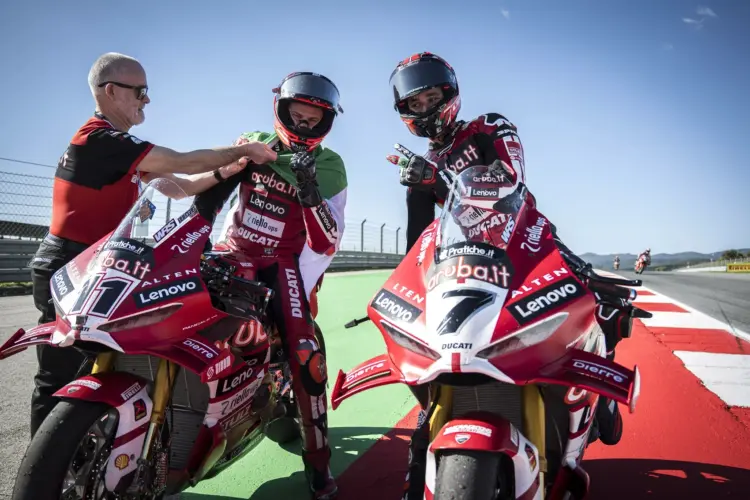 Nicolo Bulega, Iker Lecuona