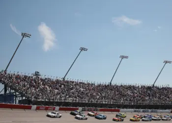 Tudtad? Chuck Norrisnak elég erős kötődése volt a NASCAR-hoz