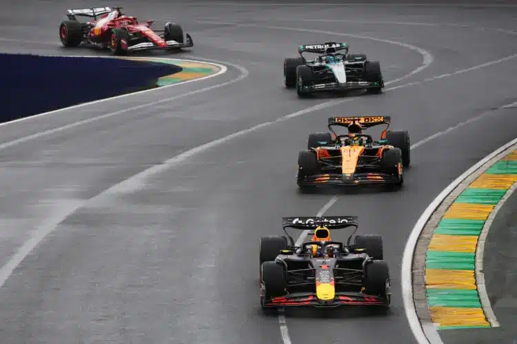 Ausztrália, Verstappen, Piastri