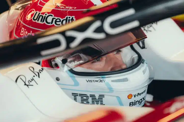 Charles Leclerc, sisakban az autóban