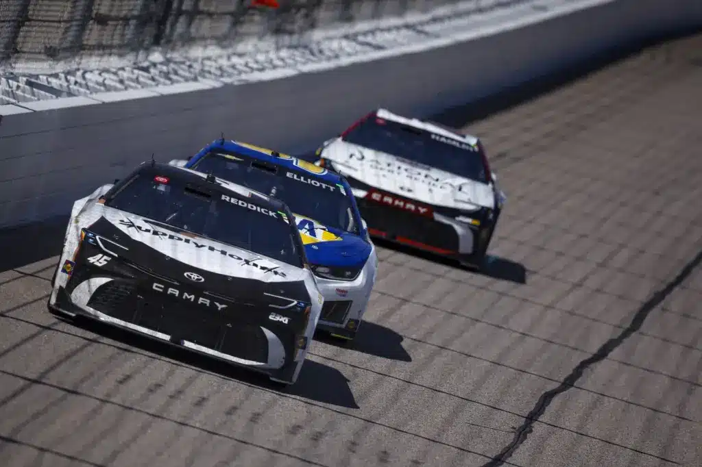 Tyler Reddick, Chase Elliott, Denny Hamlin