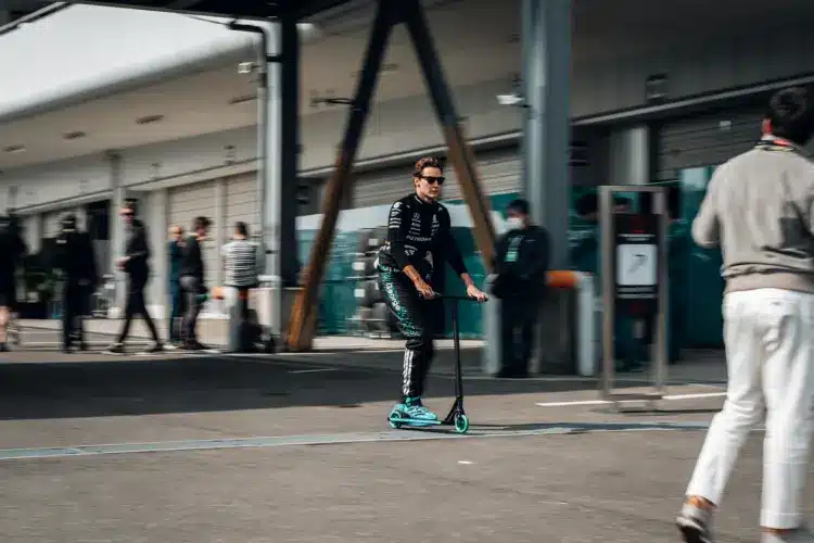 2025 Japán Nagydíj, George Russell, roller