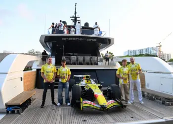 Arvid Lindblad, Liam Lawson, Alan Permane, Peter Bayer, Miami