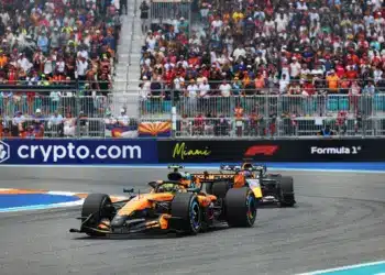 Lando Norris, Max Verstappen, McLaren