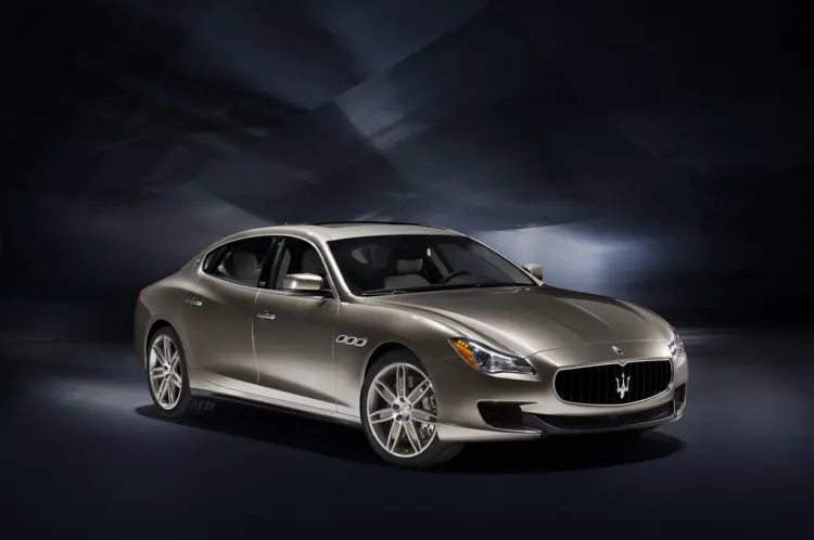 Maserati Quattroporte illusztráció a kormányfői cikkhez