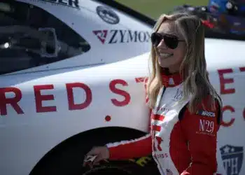 Natalie Decker (2021-es fotó, NASCAR Xfinify Series)