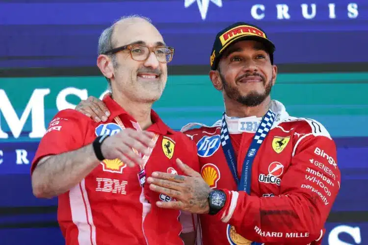 Lewis Hamilton, Carlo Santi