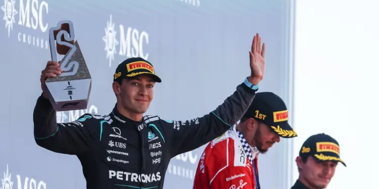 Full brit dobogó Barcelonában: George Russell, Lewis Hamilton, Lando Norris