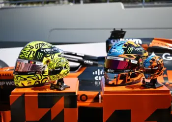 Lando Norris, Oscar Piastri, lego, mclaren
