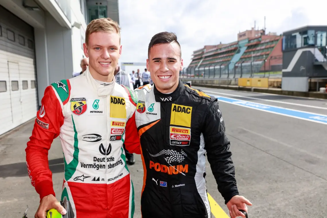Mick Schumacher és Joey Mawson 2016-ban, F4-ben