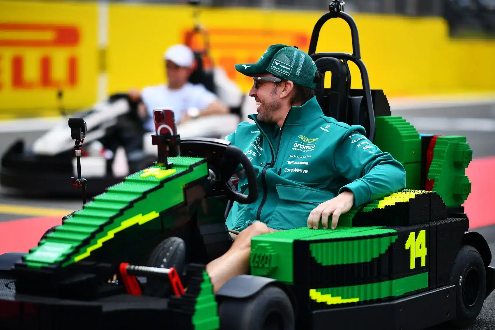 Fernando Alonso, Aston Martin