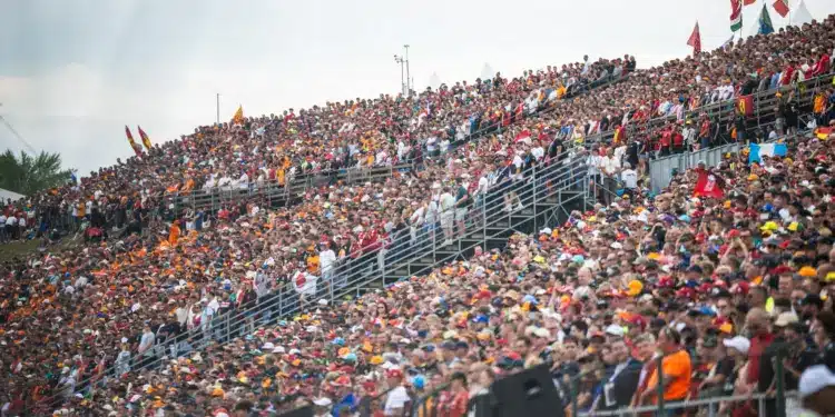 2025 F1 Magyar Nagydíj Hungaroring, lelátó