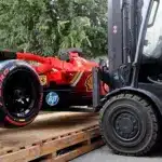 LEGO Ferrari targoncán