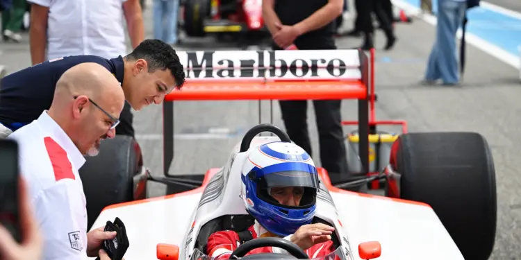 Isack Hadjar, Alain Prost