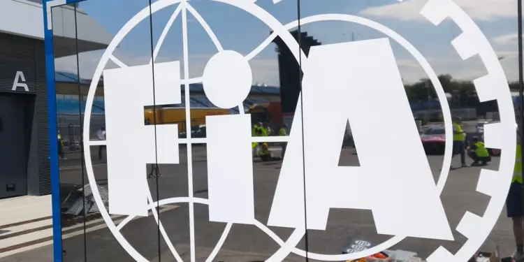 Hungaroring, F1 Magyar Nagydíj 2026 FIA logó