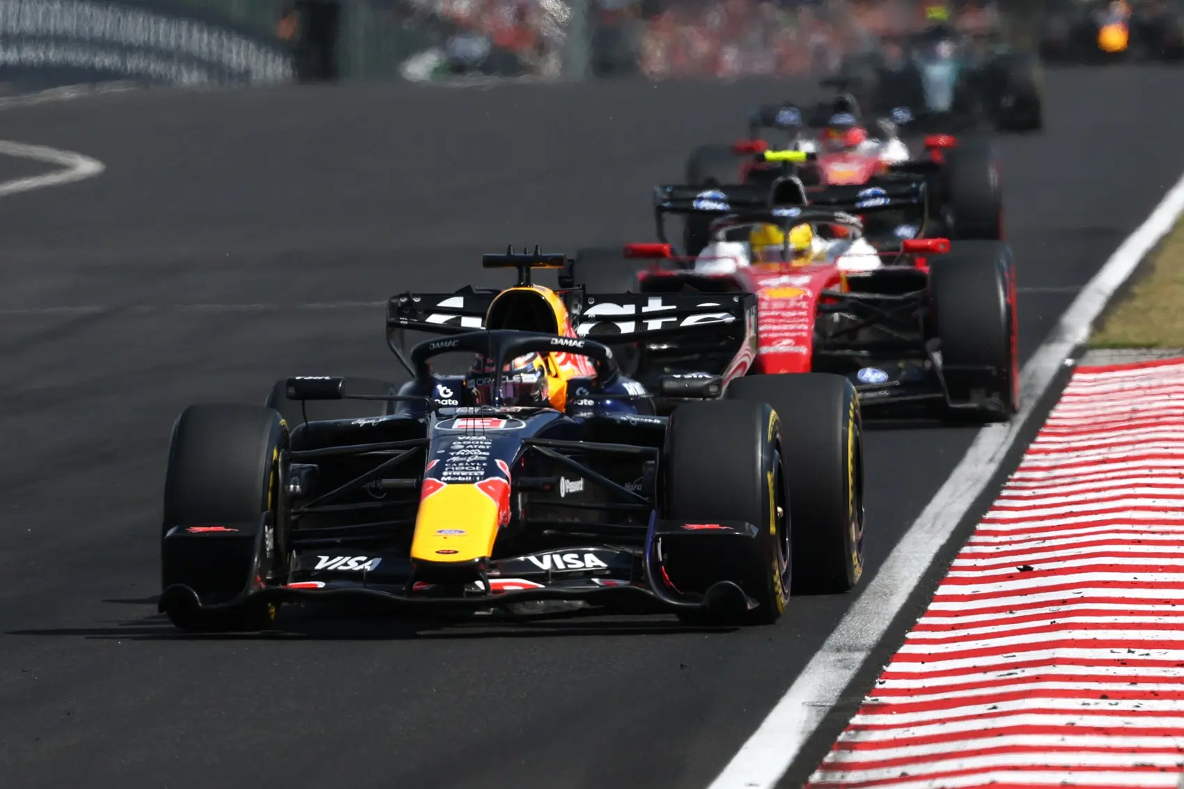 Max Verstappen, Lewis Hamilton, Charles Leclerc