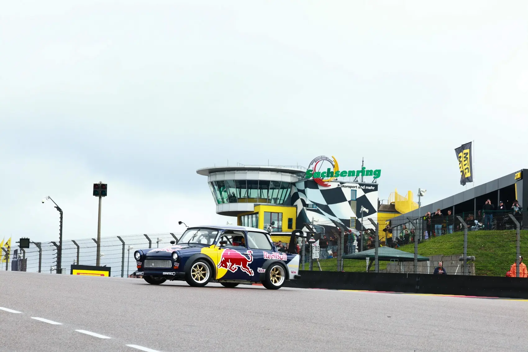 Elias Hountondji, Trabant