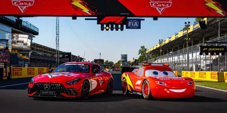 Disney Pixar Verdák, F1, Villám McQueen